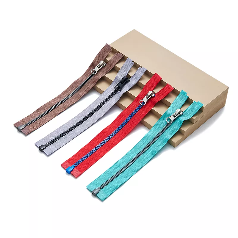 ซิปพลาสติกมีฟันรูปทรงพิเศษ